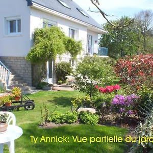  Séjour chez l'habitant Ty Annick